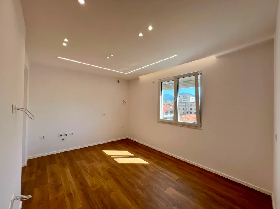 Tirane, shitet apartament 2+1+Ballkon Kati 4, 64 m² 168.000 € (Rruga 4 Deshmoret)