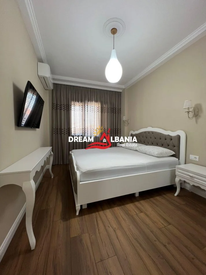 Tirane, jepet me qera apartament 1+1+Ballkon Kati 5, 70 m² 600 € (Prane Shkolles se Baletit)