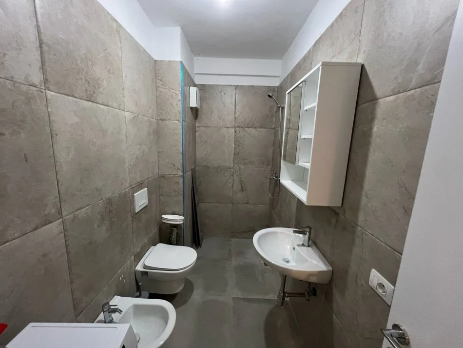 APARTAMENT 1+1 ME QIRA - UNIVERS CITY TIRANE