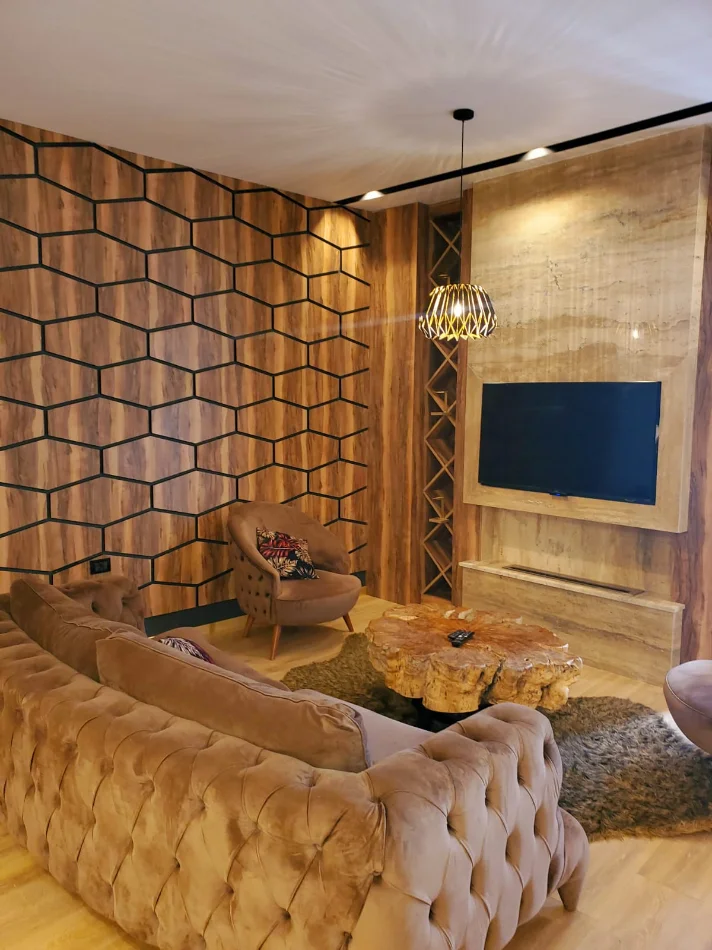 Tirane, jepet me qera apartament 2+1+Ballkon , 123 m² 1.800 € (Park Gate, Rruga e Elbasanit)