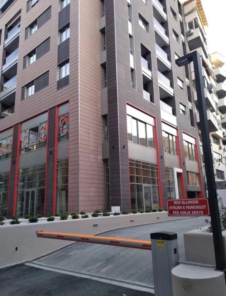 Tirane, jepet me qera apartament 1+1+Ballkon Kati 4, 68 m² 850 € (Abdyl Frasheri)