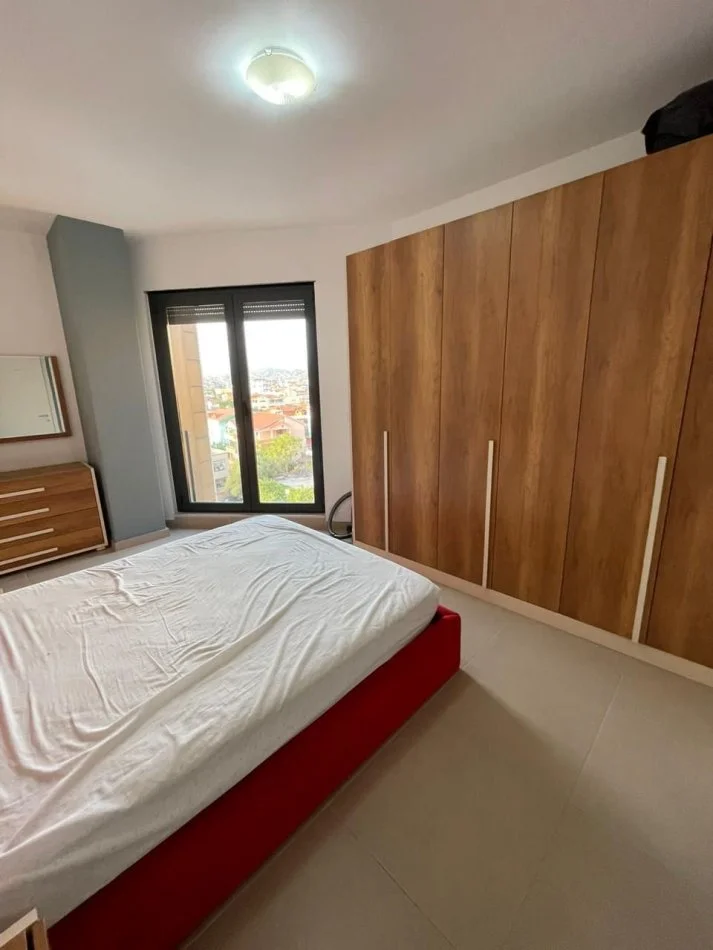 Tirane, shitet apartament 1+1 Kati 4, 71 m² 112.801 € (SHITET APARTAMENT 1+1 SPITAL AMERIKAN 2)