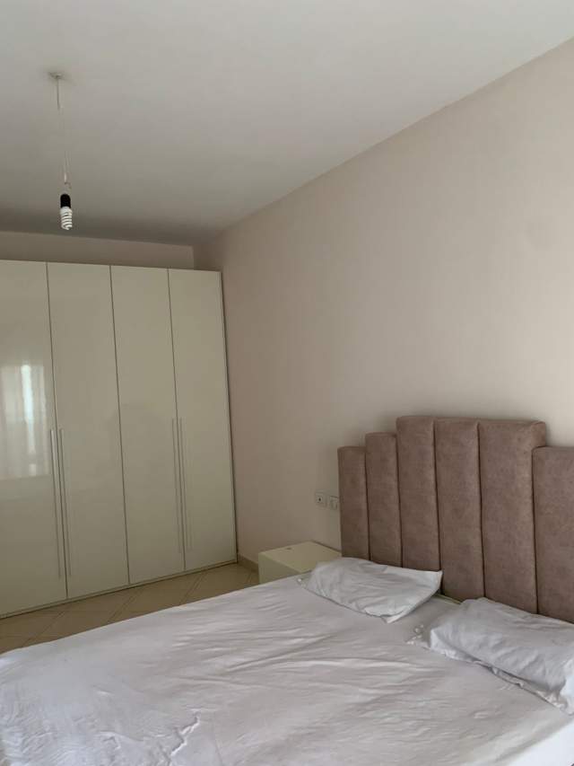 Tirane, jepet me qera apartament 1+1+BLK Kati 8, 73 m² 350 Euro (Rruga  Ndre Mjeda)