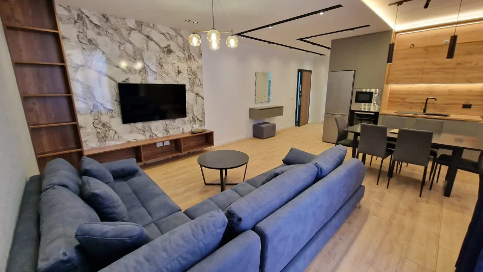 Tirane, shitet apartament 2+1 Kati 3, 100 m² 