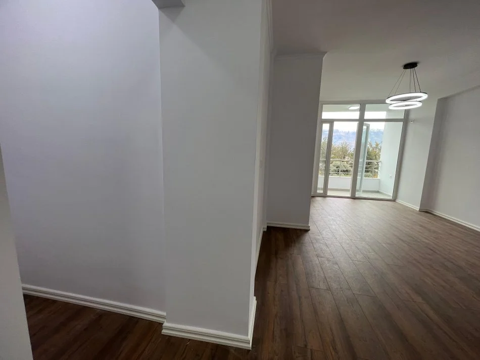 Tirane, shes apartament 1+1+Aneks+Ballkon Kati 4, 63 m² 119.000 € (Kopshti Botanik)