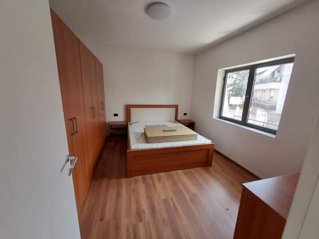 Tirane, jepet me qera apartament 2+1+BLK Kati 2, 71 m² 480 Euro (haxhi isuf banka)