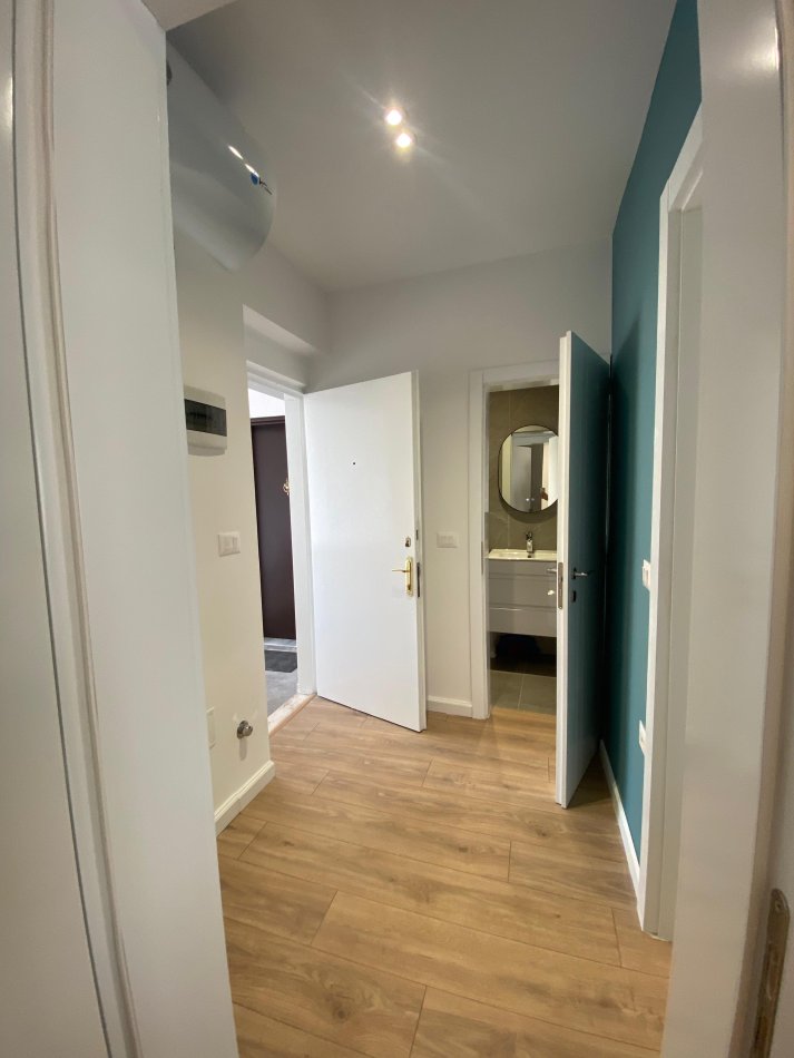 Tirane, shitet apartament 1+1 Kati 5, 37 m² 89.000 € (21 Dhjetori)