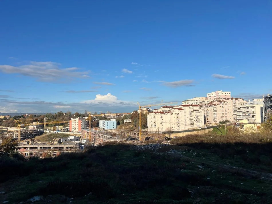 Tirane, shitet apartament 2+1+Aneks+Ballkon Kati 2, 118 m² 110.000 € (Linze)