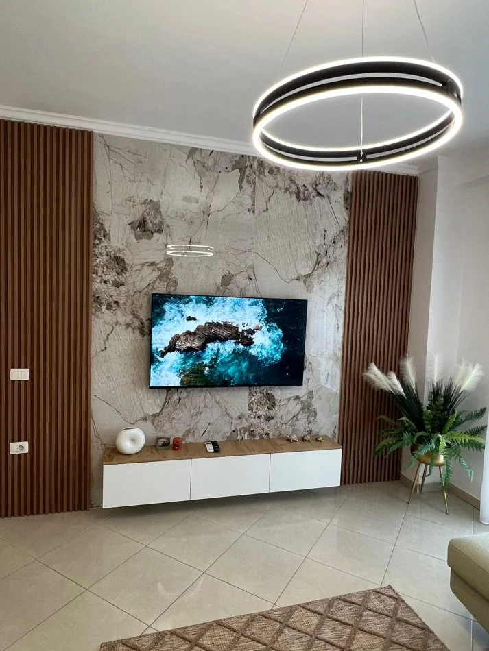 Tirane, shitet apartament 2+1+Ballkon Kati 7, 98 m² 143.000 € (Loni Ligori)