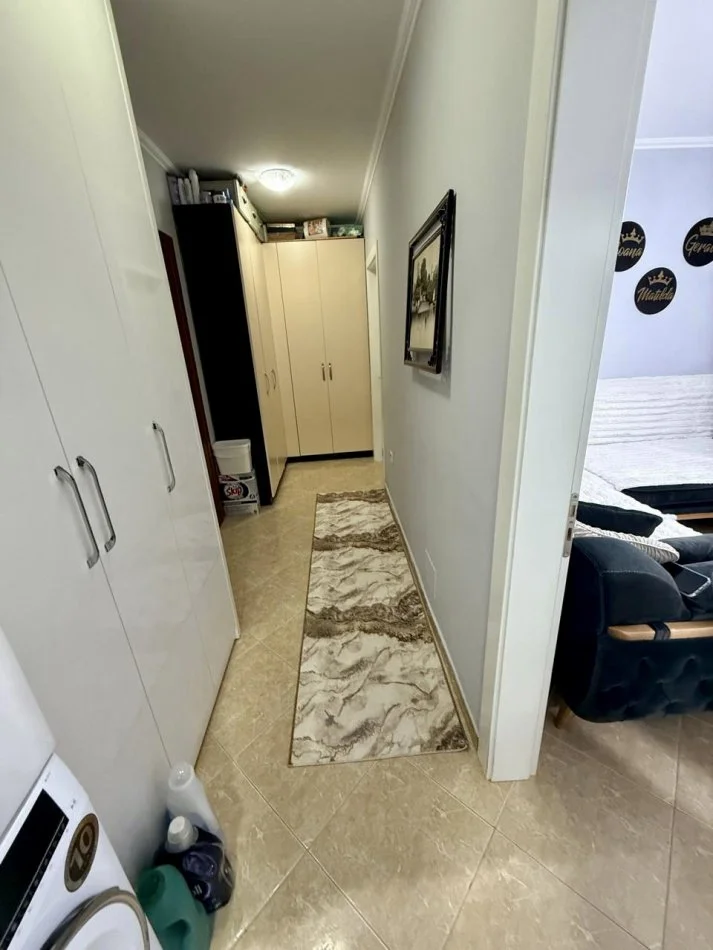 Tirane, shitet apartament 2+1 Kati 2, 73 m² 135.000 € (Rruga Jordan Misja)