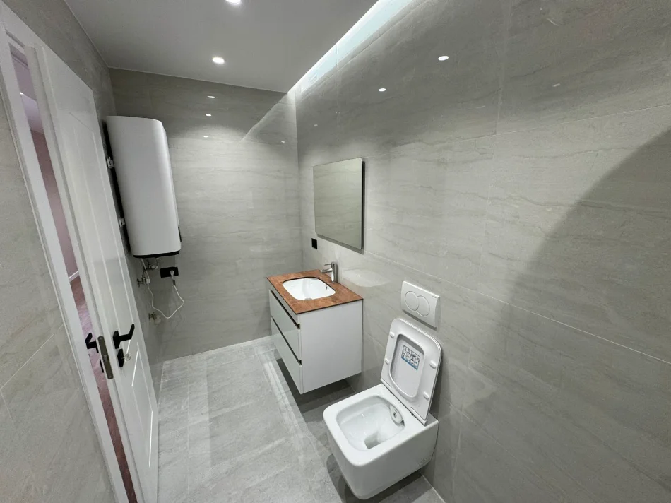 Tirane, jepet me qera apartament Kati 11, 104 m² 700 € (Rruga Tish Dahia)