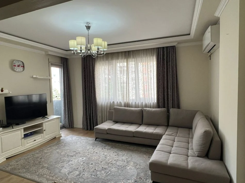 Tirane, jepet me qera 2+1+Ballkon Kati 2, 95 m² 500 € (rruga teodor keko)