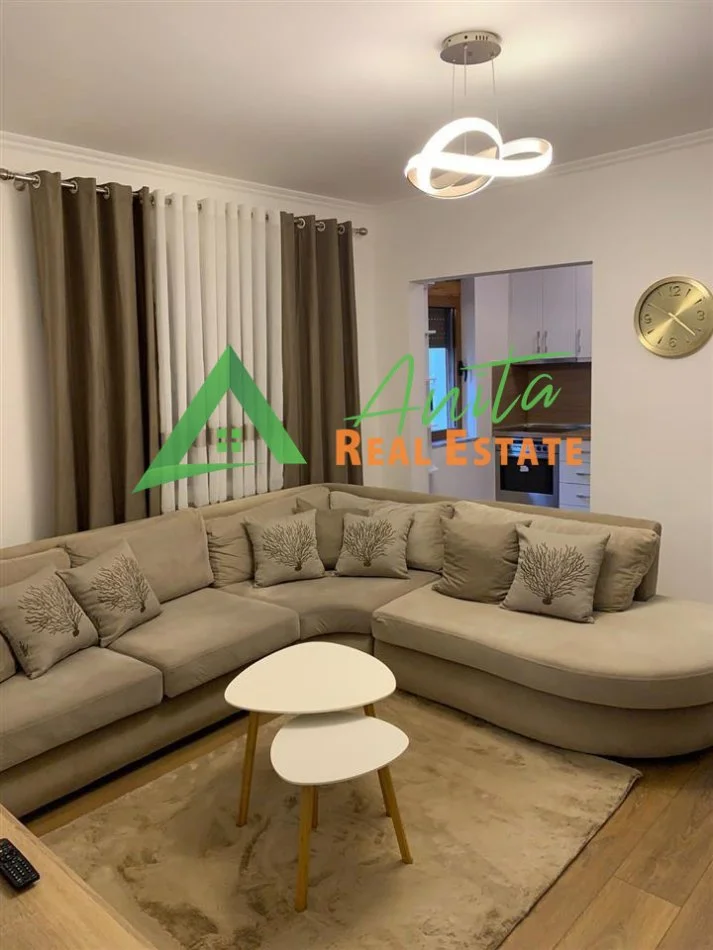 Tirane, jepet me qera apartament 3+1+Ballkon Kati 3, 81 m² 700 € (Rruga Dervish Hekali)