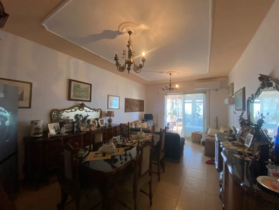 Durres, shitet apartament+verande | Penthouse 2+1+Aneks+Ballkon Kati 9, 160 m² 135.000 € (PAVARESIA)