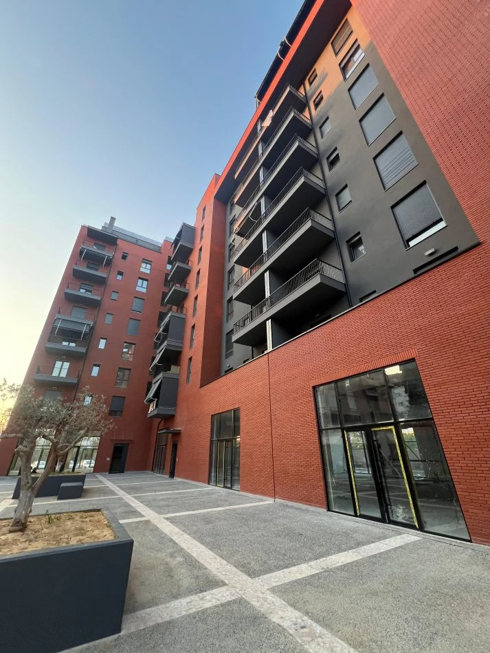 Tirane, shitet apartament 2+1+Ballkon Kati 6, 110 m² 99.540 € 