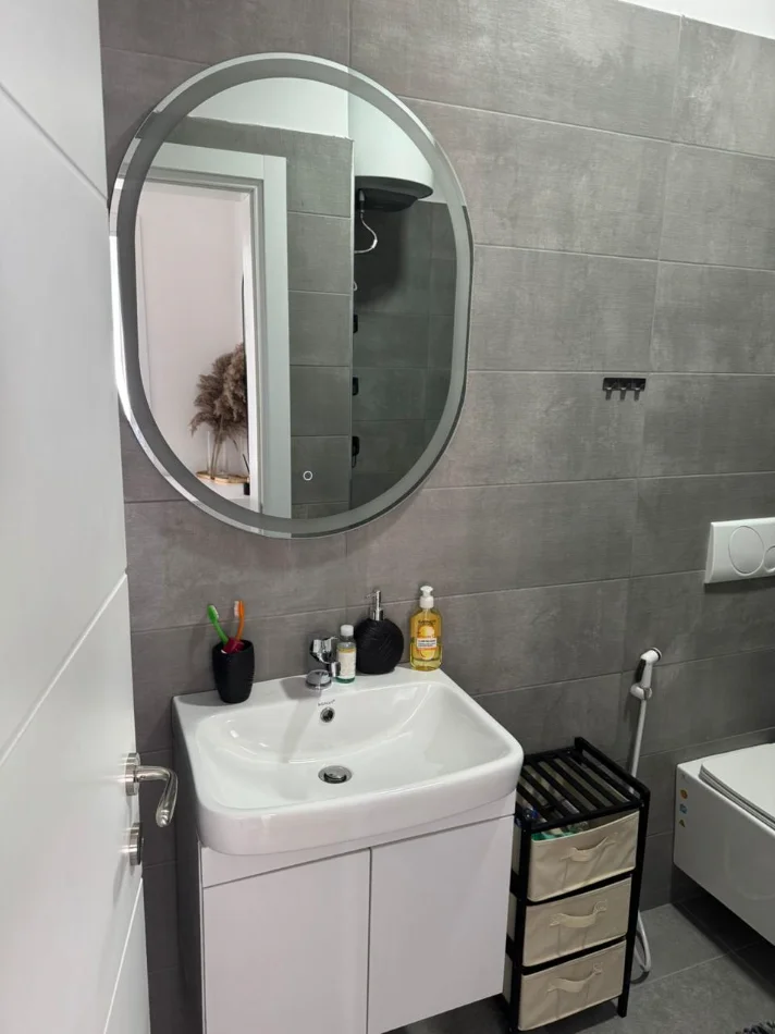 Shengjin, shitet apartament 1+1+Ballkon Kati 3, 77 m² 130.000 € (Shengjin)