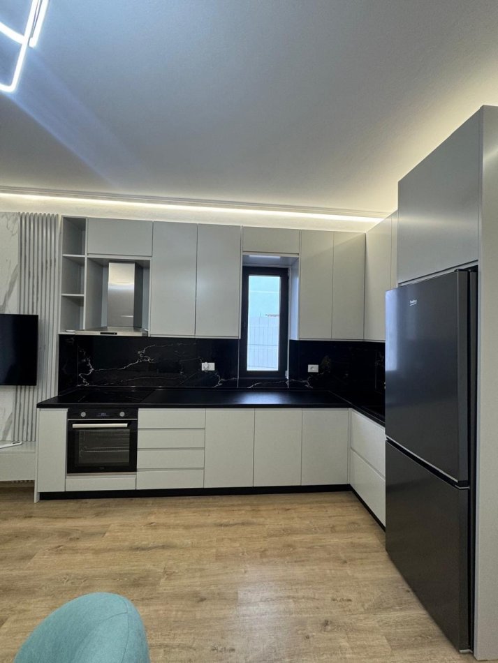 Tirane, shitet apartament 1+1 Kati 11, 69 m² 155.000 € (Farmacia 10, Kompleksi Arlis)