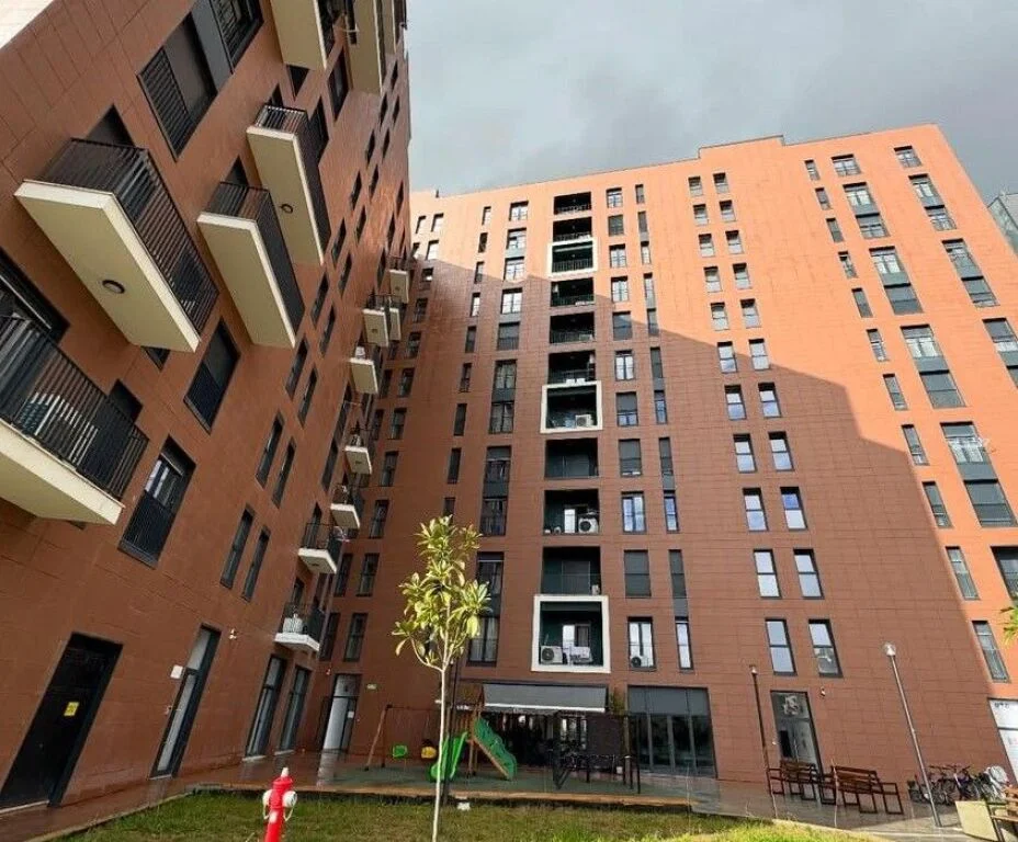 Tirane, shitet apartament 2+1 Kati 3, 89 m² 196.000 € (Bulevardi i Ri)