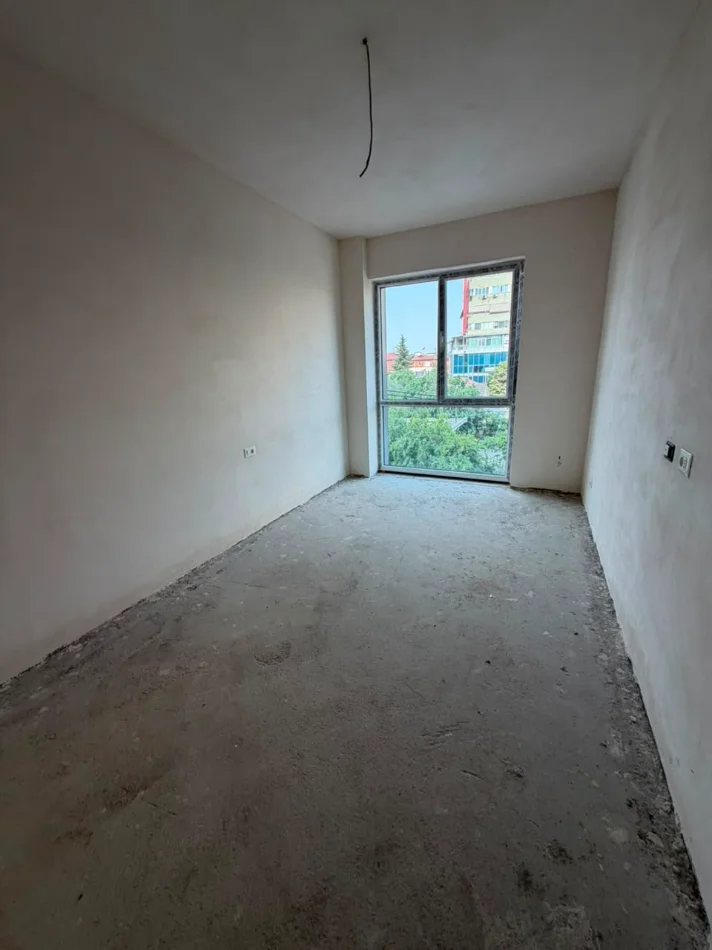 Tirane, shitet apartament 1+1 Kati 2, 79 m² 146.600 € (FUSHA AVIACIONIT)