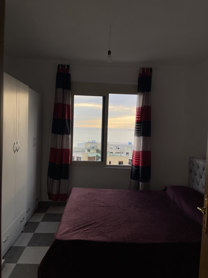 Durres, jepet me qera apartament 1+1 Kati 6, 60 m² 300 € (Rruga Liria , perball Hotel &quot;Blue Amr&quot;)