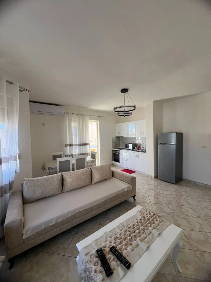 Durres, shitet apartament 2+1 Kati 6, 97 m² 160.000 € (PLAZH TE HOTEL VIVAS!)