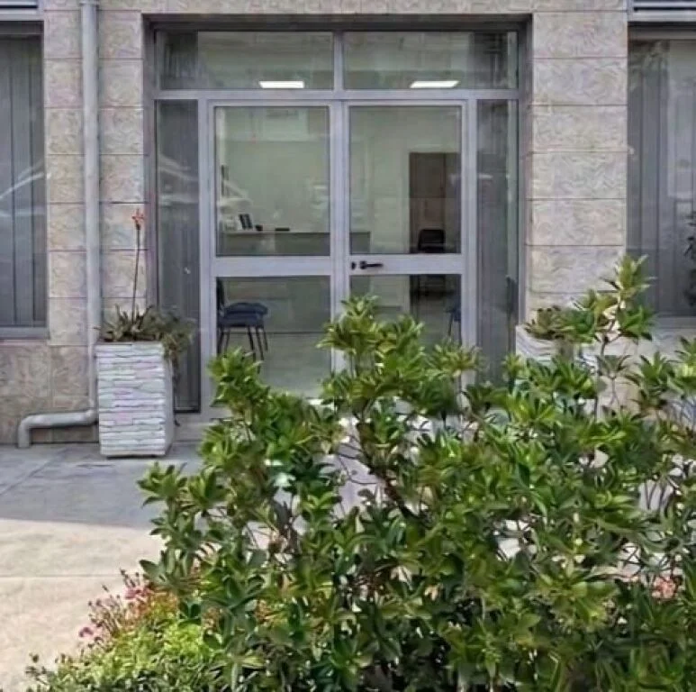 SHITET DYQAN  TE RR.MIHAL GRAMENO   150.000 €