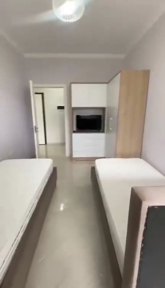 Tirane, jepet me qera apartament 2+1+Ballkon Kati 4, 85 m² 500 € (Shkoze)