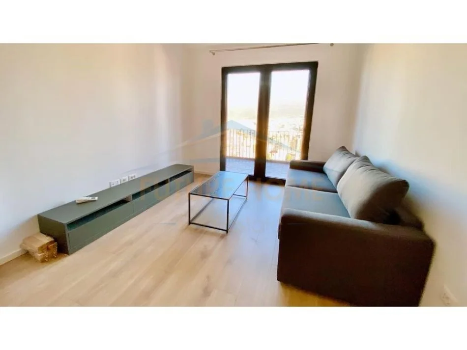 Tirane, jepet me qera apartament 2+1 Kati 21, 100 m² 1.170 € (RRUGA KAVAJES)