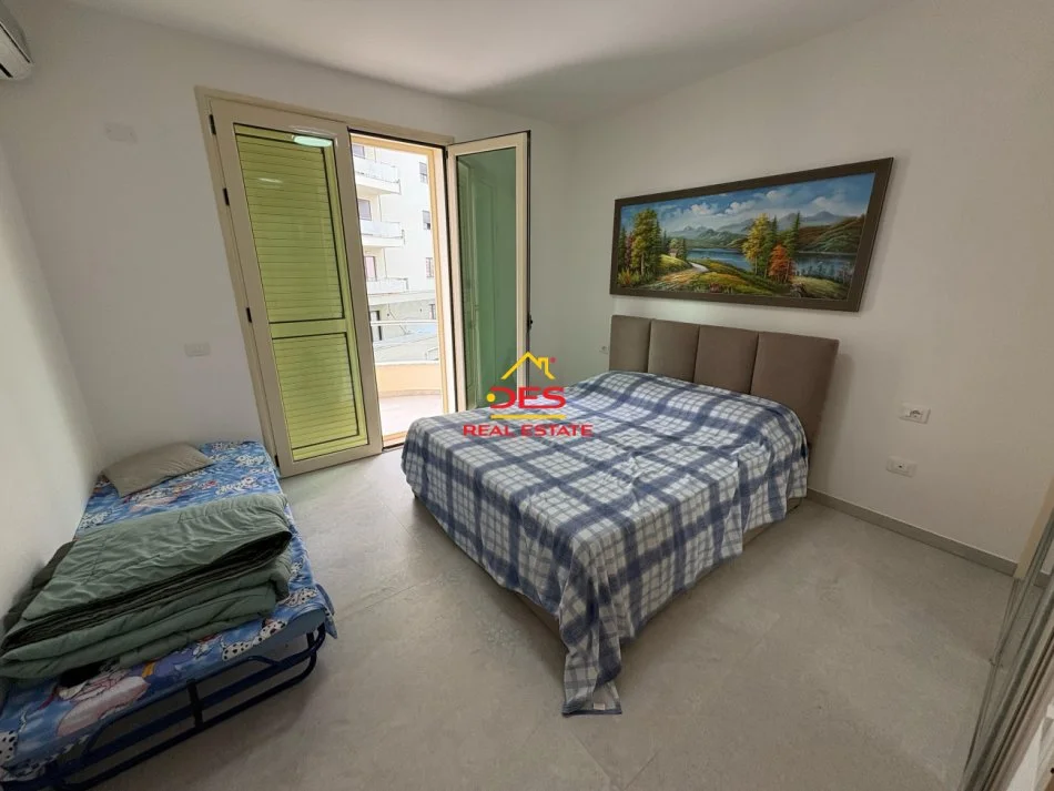Vlore, shitet apartament 2+1+Ballkon Kati 3, 113 m² 290.000 € (Rruga Murat Tèrbaçi)