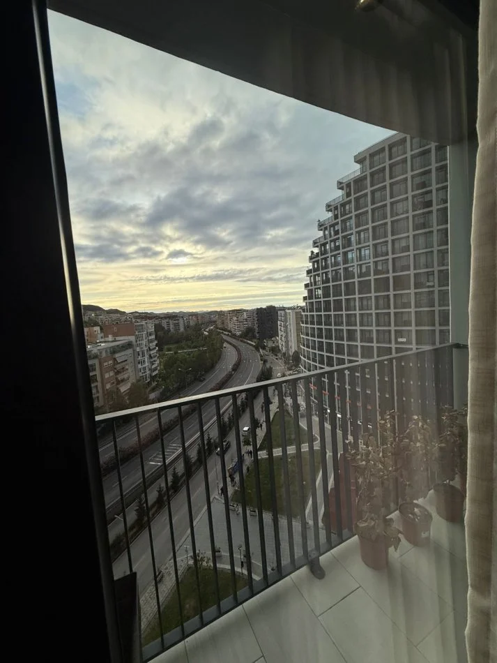 Tirane, shitet apartament 2+1+Aneks+Ballkon Kati 8, 130 m² 470.000 € (Lake View Residences)