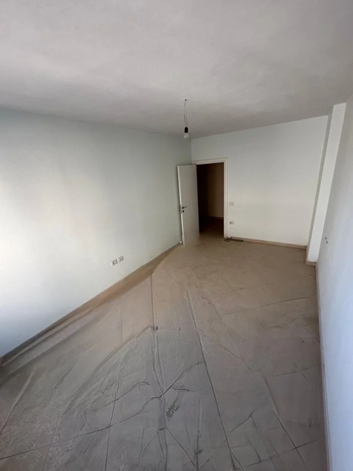 Tirane, shitet apartament 2+1+Aneks+Ballkon Kati 3, 114 m² 114.000 € (Fresk)