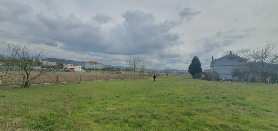 Tirane, shitet nga Pronari, pa-komision Vile 3 Katshe Kati 0, 10.000 m² 1.200.000 € (vore)