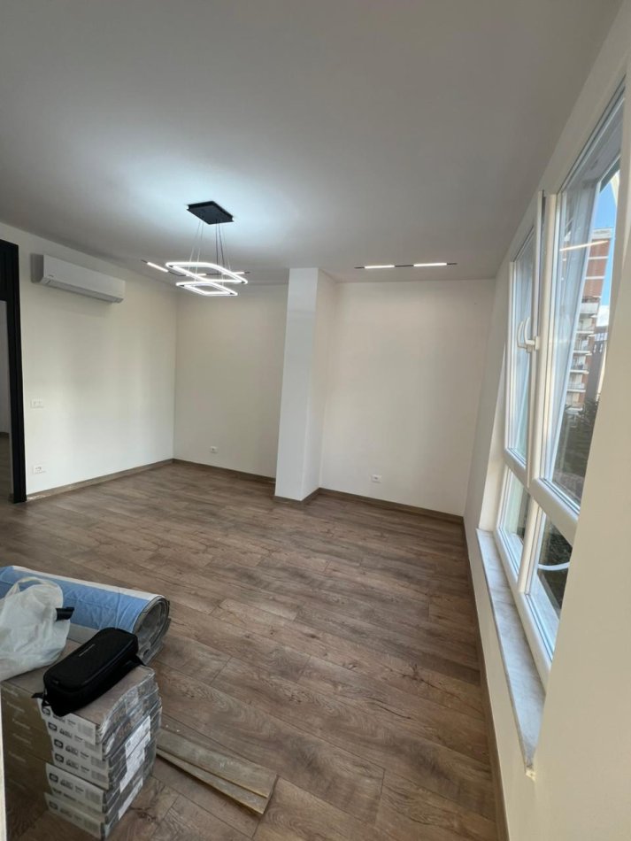 Tirane, shes apartament Kati 4, 77 m² (Rruga e Elbasanit)