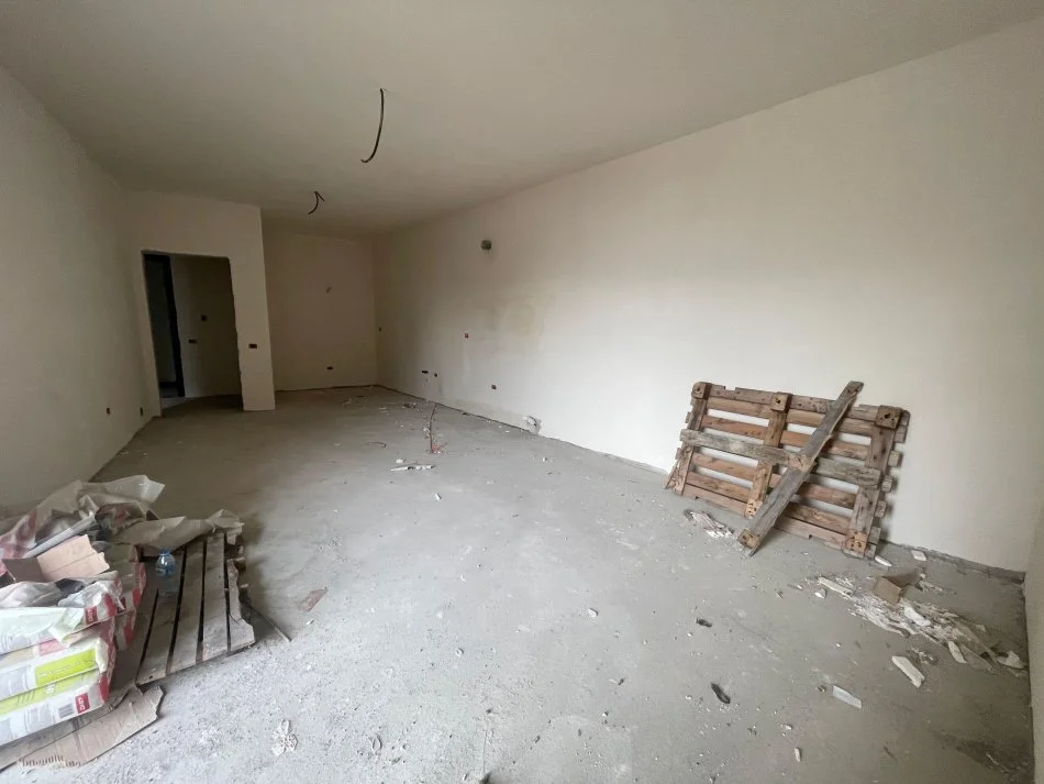 Tirane, shitet apartament 2+1+Ballkon Kati 3, 105 m² 231.800 € (Corner Rezidence)