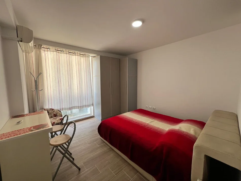 Tirane, jepet me qera apartament 2+1+Ballkon Kati 2, 73 m² 420 € (5 maj)
