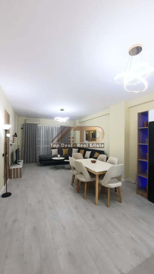 Tirane, jepet me qera apartament 2+1+BLK Kati 4, 120 m² 450 Euro (Astir)