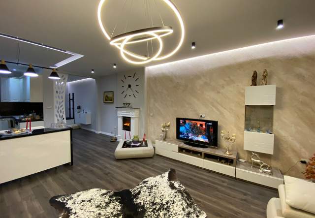 Tirane, shitet apartament 147 m² 367.500 Euro