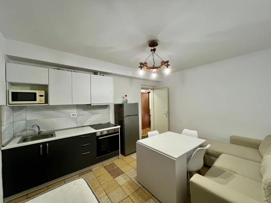 Qira, Apartament 1+1, ”Ali Dem”, Tiranë.