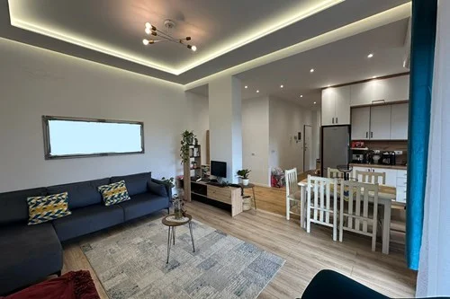 Tirane, jepet me qera apartament 2+1+Ballkon Kati 4, 115 m² 1.500 € (Rruga e Kosovareve)
