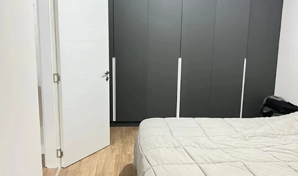 Tirane, shitet apartament 1+1 Kati 4, 77 m² 