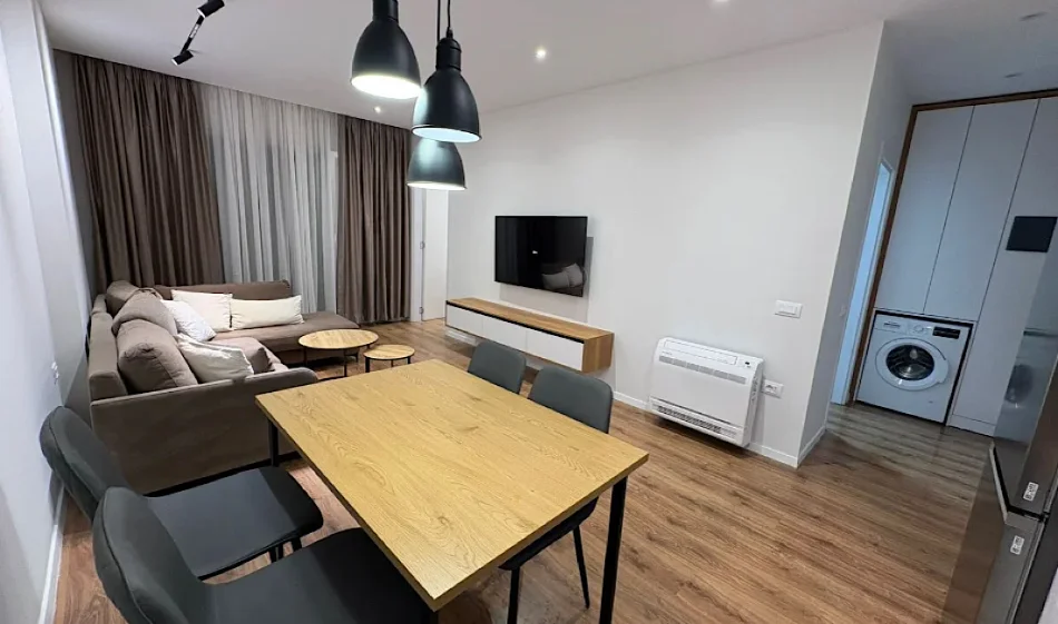 Tirane, jepet me qera apartament 2+1 , 62 m² 570 € 