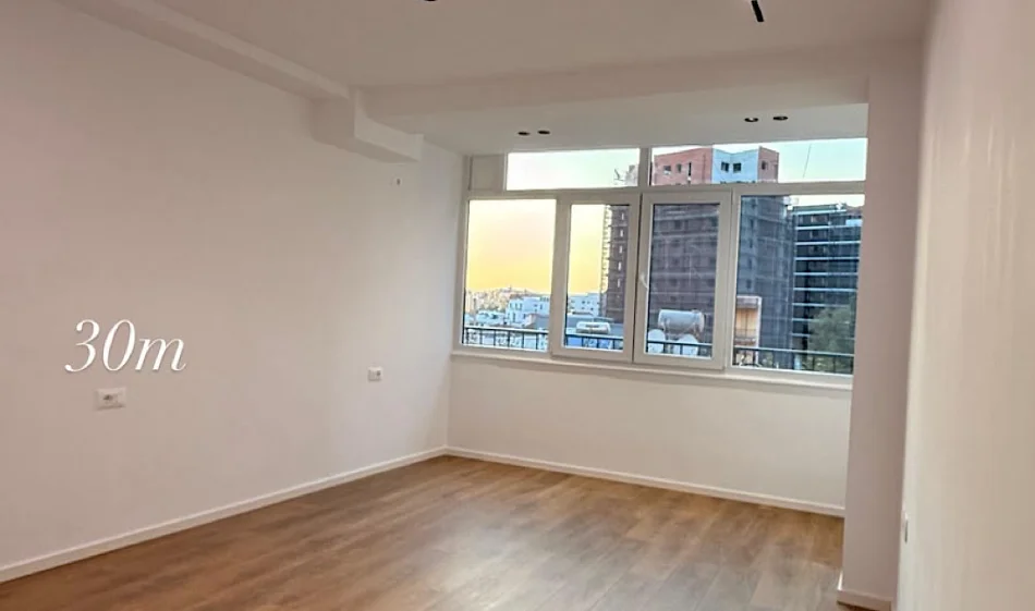 Tirane, shitet garsonier 1+1 Kati 4, 30 m² 115.000 € 
