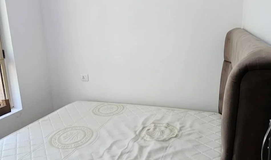 Tirane, jepet me qera apartament 1+1 Kati 3, 50 m² 400 € 