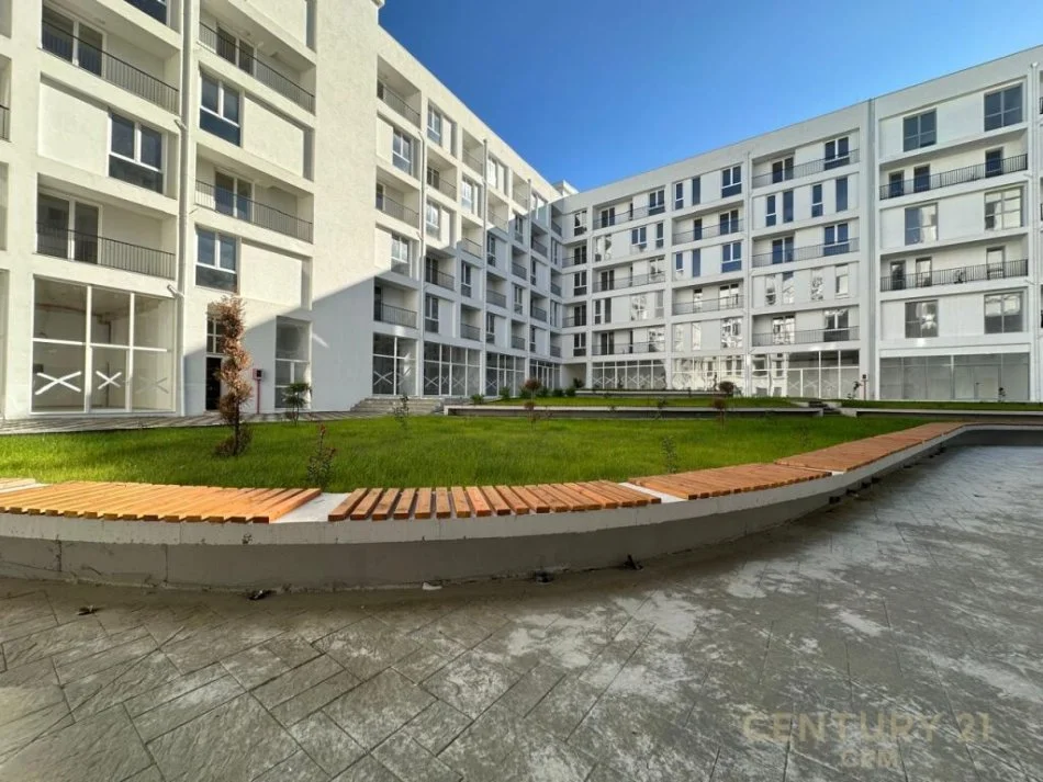 Tirane, shitet apartament 3+1 Kati 4, 108 m² 133.000 € (5 maji)
