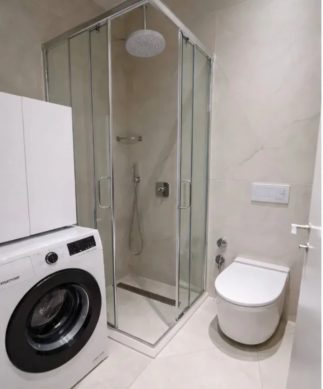 Tirane, jepet me qera apartament 1+1+Ballkon Kati 8, 50 m² 530 € (pasho hysa)