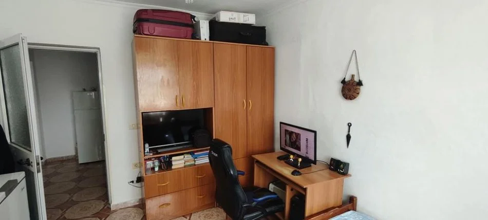 Tirane, shitet apartament 2+1+Ballkon Kati 5, 75 m² 113.000 € 