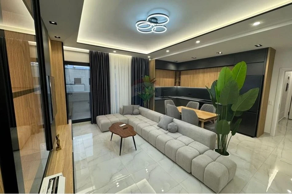 Tirane, shitet apartament+verande | Penthouse 3+1+Aneks+Ballkon Kati 12, 154 m² 470.000 € (Astir, Vila L)