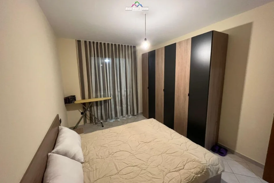 Tirane, shes apartament 1+1+Ballkon Kati 4, 65 m² 121.000 € (astir)