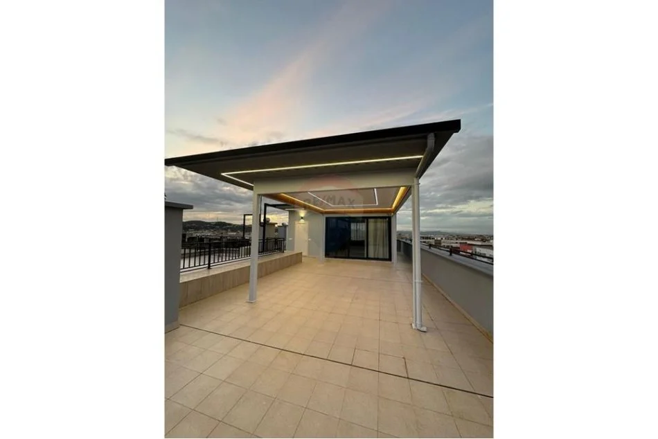 Tirane, shitet apartament+verande | Penthouse 3+1+Aneks+Ballkon Kati 12, 154 m² 470.000 € (Astir, Vila L)