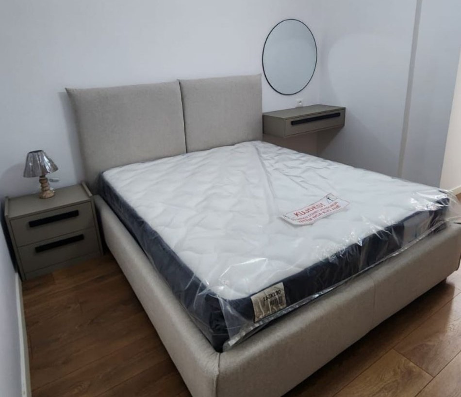 Tirane, jepet me qera apartament 2+1 Kati 4, 81 m² 750 € (Pranë Medresesë, Rruga e DIbrës, Tiranë, TT 1952)